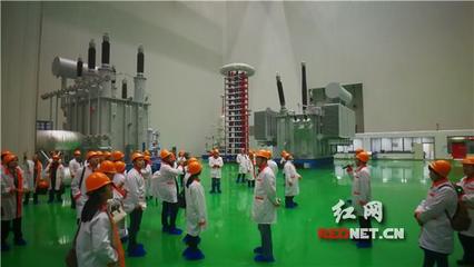 特變電工衡變公司11項(xiàng)新產(chǎn)品一次通過(guò)國(guó)家級(jí)鑒定 國(guó)家級(jí)新產(chǎn)品增至113項(xiàng)!